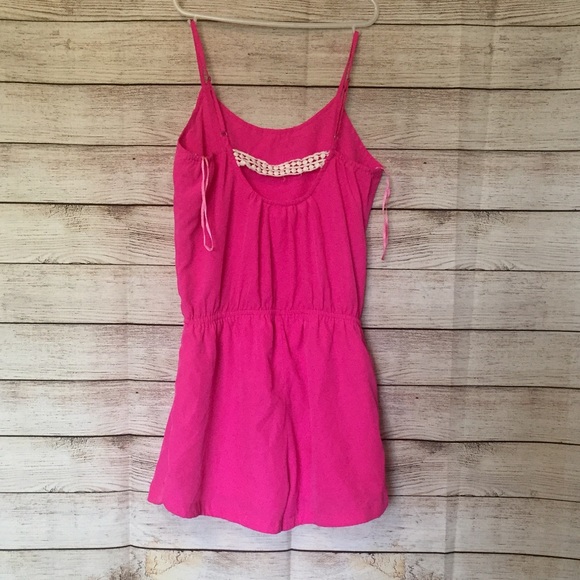 Hot Pink Girls Romper NWOT - Picture 2 of 3